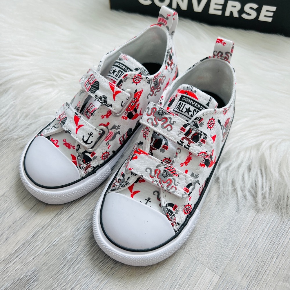 NWT Convers Chuck Taylor All Star 2V OX Toddler Boys - Picture 4 of 8